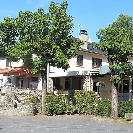 Le Relais De Boralde Szálloda *