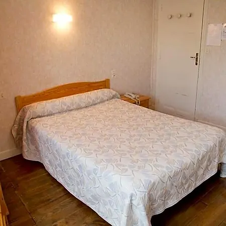 Le Relais De Boralde Szálloda *